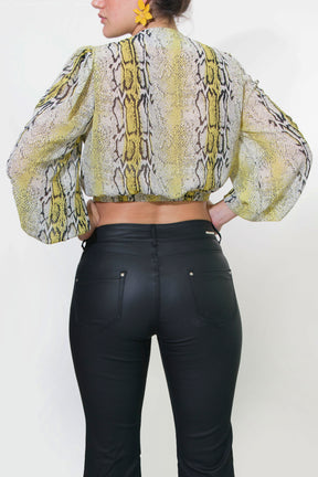 Blusa Crop - Animal Print con Resorte en Cintura